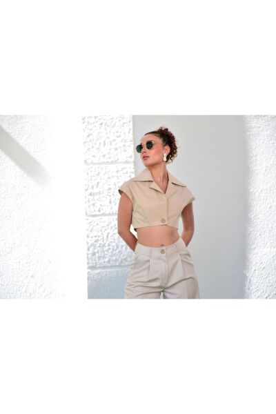 Bej Düğmeli Crop Yelek