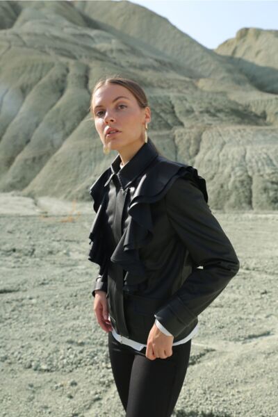 Kadın Deri Fırfır Detaylı Ceket