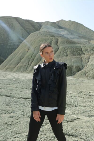 Kadın Deri Fırfır Detaylı Ceket