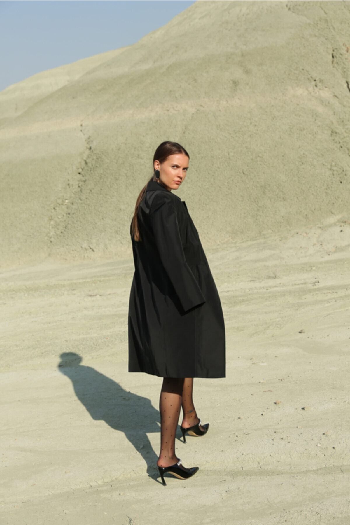 Kadın Siyah Kumaş Trençkot Siyah - 40