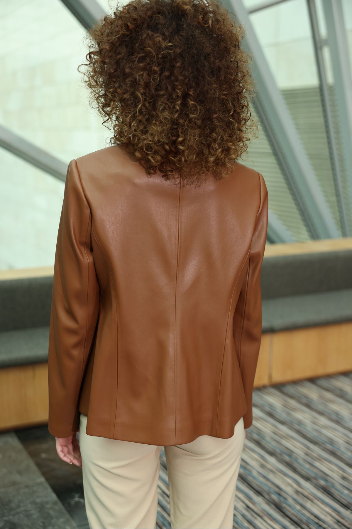 Kısa Blazer Deri Ceket Kahverengi - 36