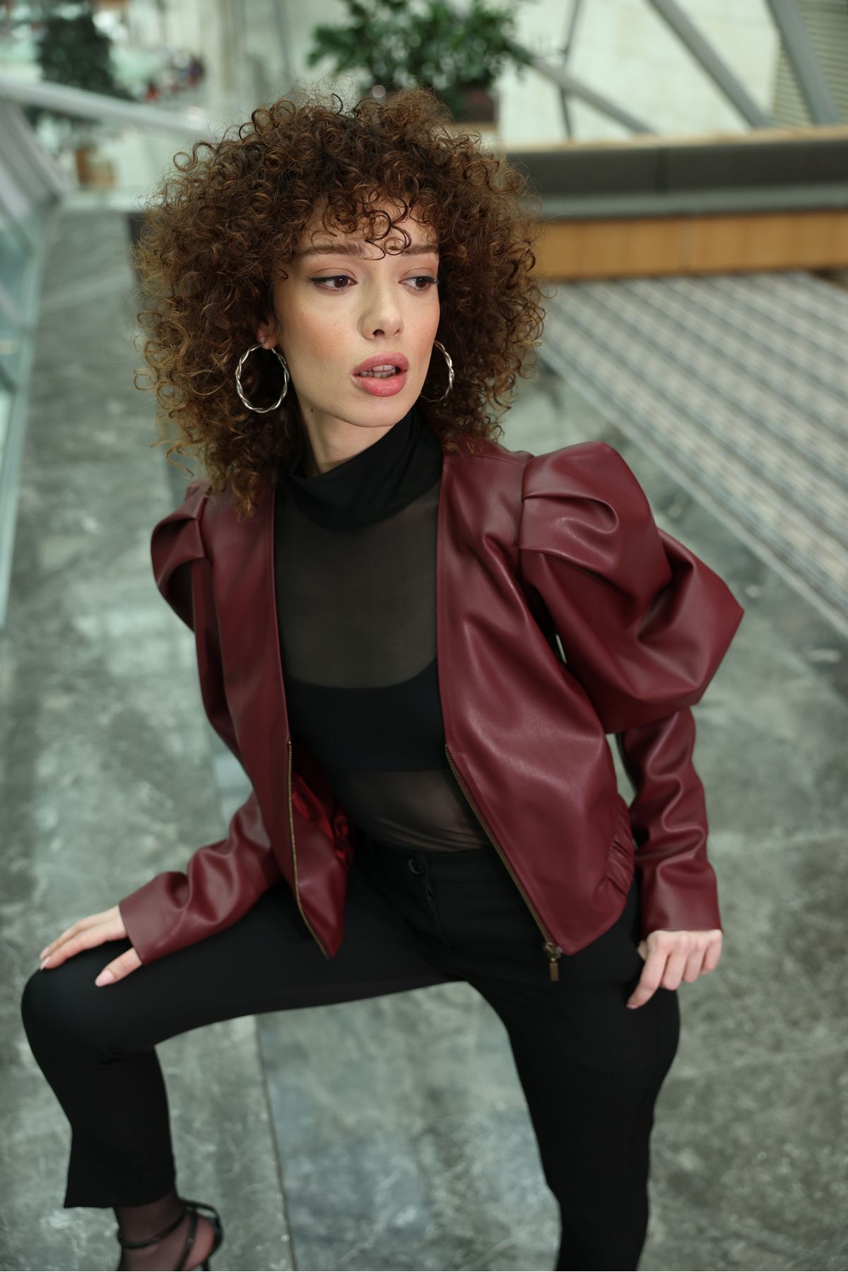 Prenses Kol Deri Ceket