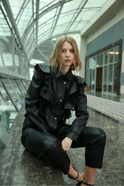 Siyah Pileli Deri Ceket Siyah - 42