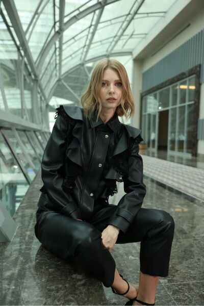 Siyah Pileli Deri Ceket Siyah - 38