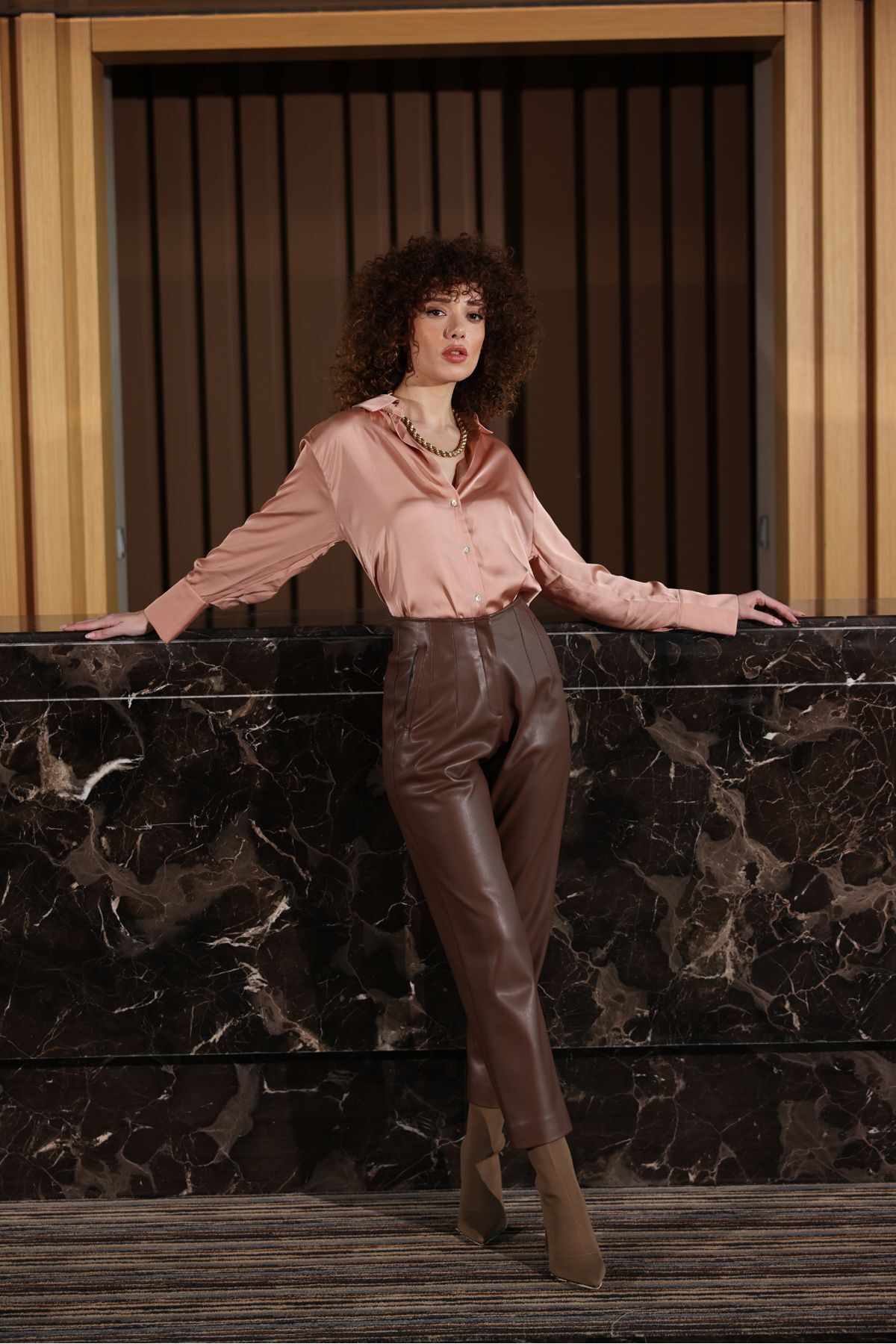 Kadın Kahverengi Deri Pantolon